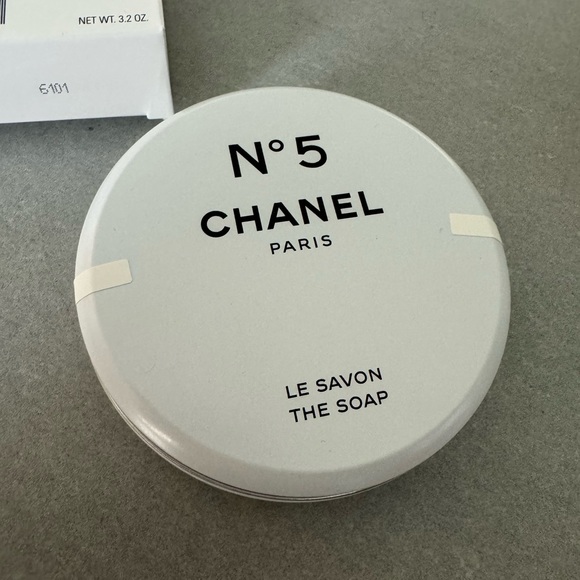 CHANEL N°5 The Soap - Picture 2 of 4